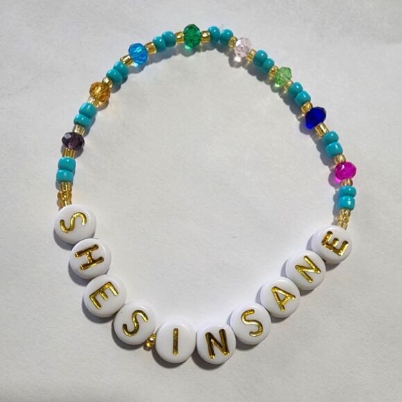 Taylor Swift Friendship Bracelet Bundle - Picture 4 of 4